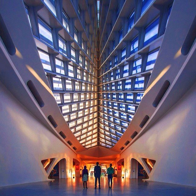 Milwaukee Art Museum by @brandonexplores