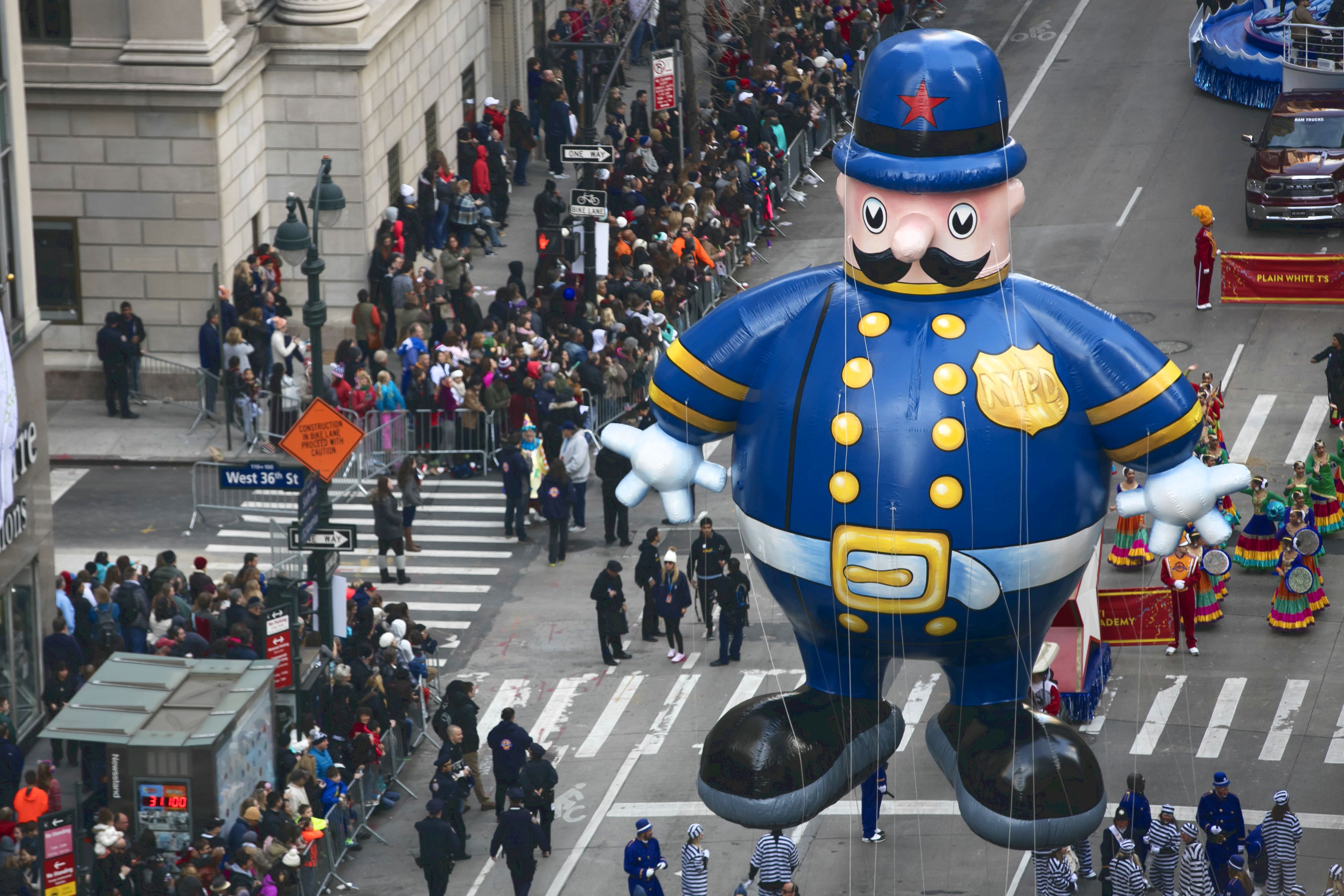 Isis magazine calls macy's thanksgiving day parade 